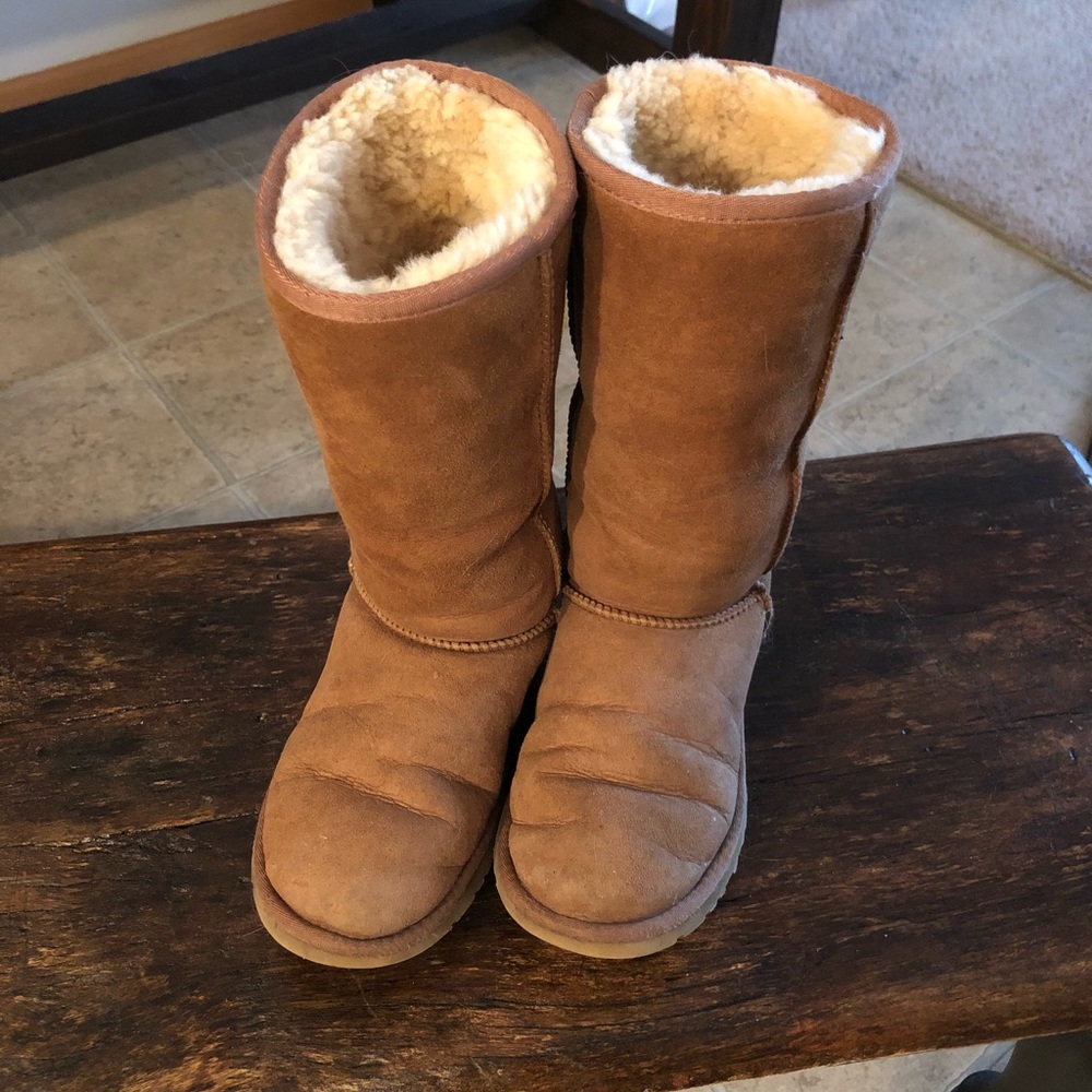UGG Classic Chestnut Tall Boots - Sz 6